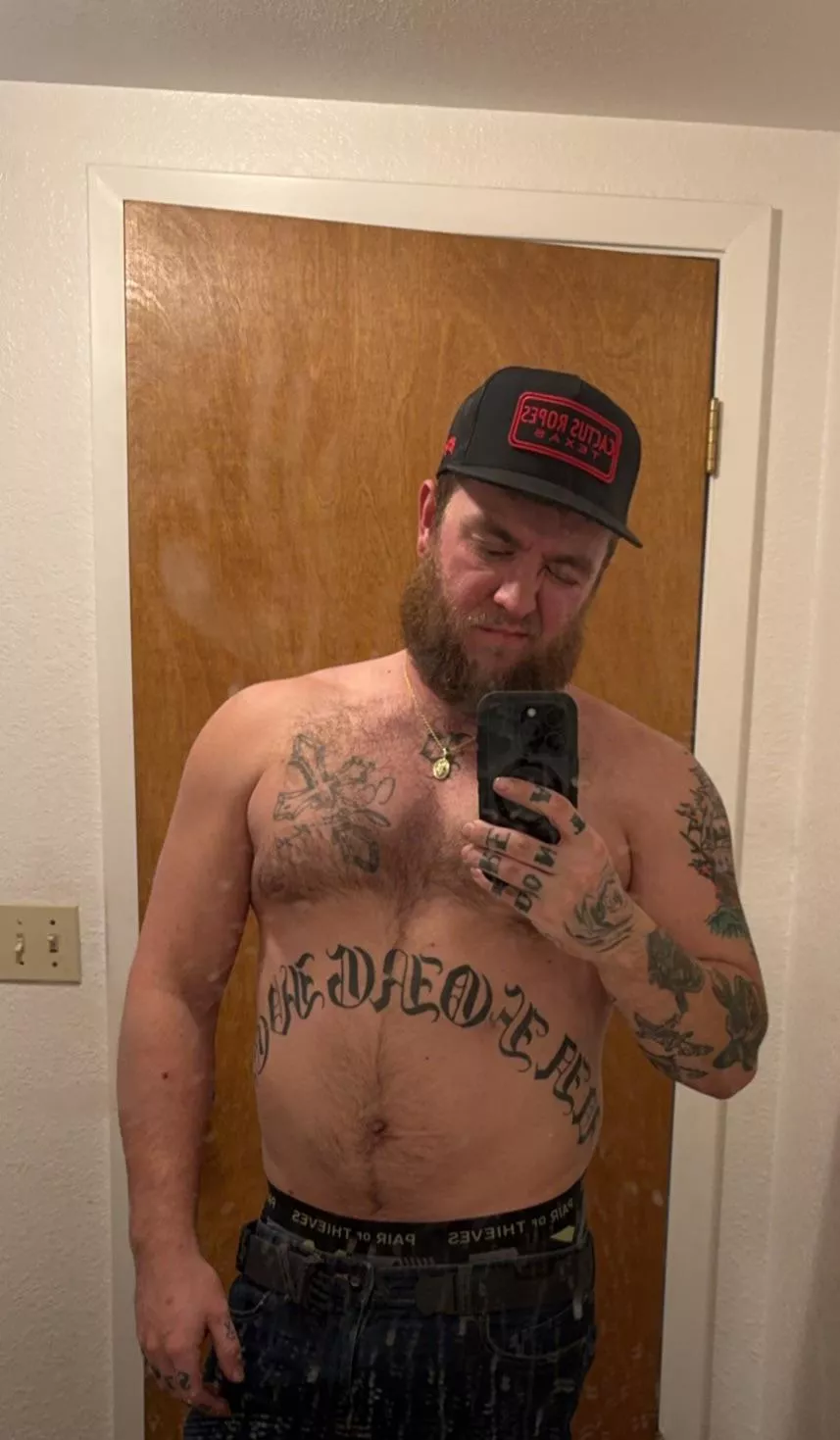 (30) don’t mind the dirty mirror posted by Tall_Original775