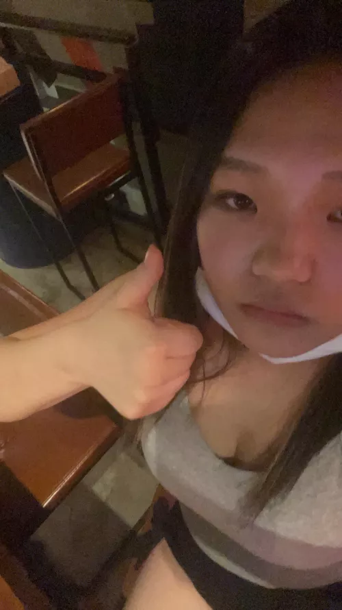 Am I still hot without my makeup? (F19) by Ka1iiiii