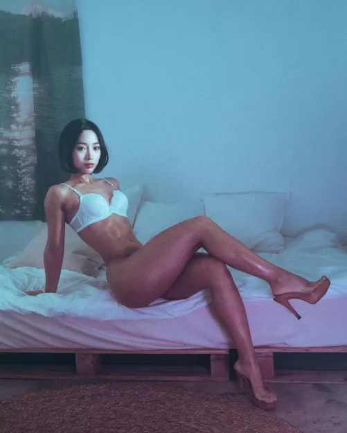 Another photo of “Booty Queen” from our photoshoot 2 winters ago by pauljean613