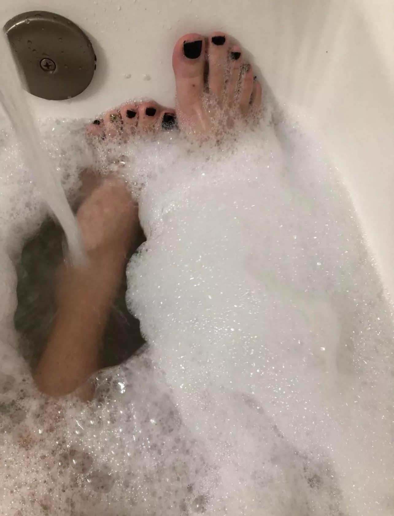 Bath feet😊 posted by SissyBitchMichelle