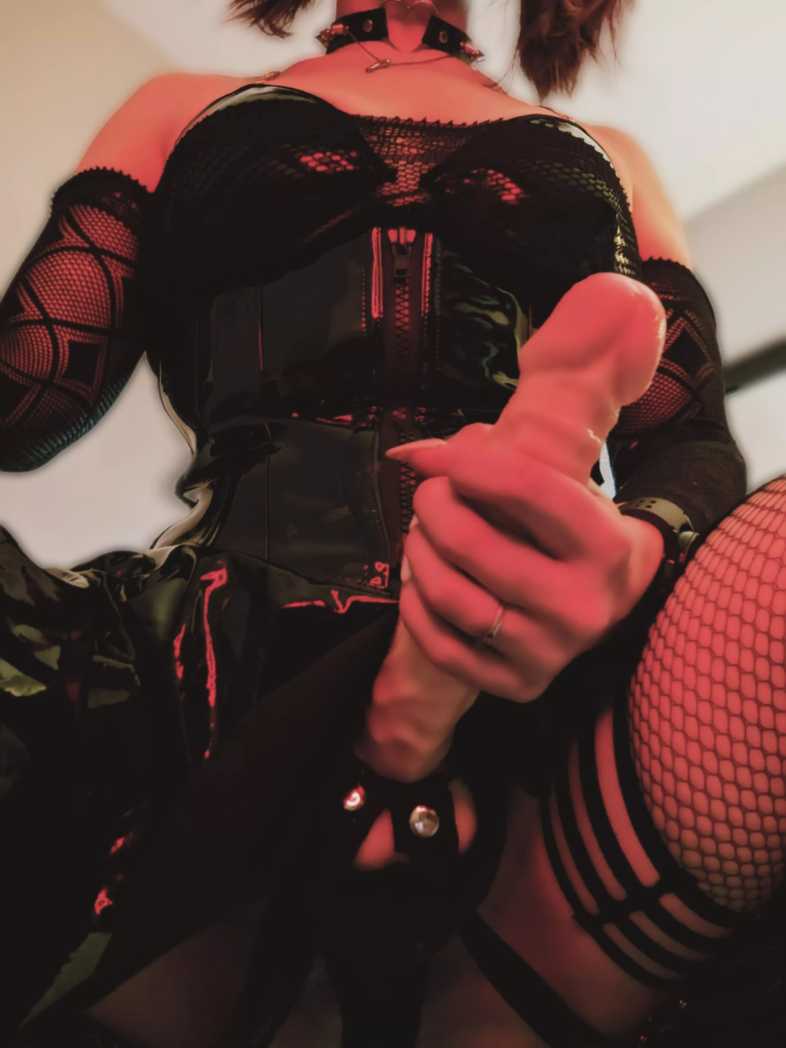 Be a good little servant and worship my cock posted by duke2071