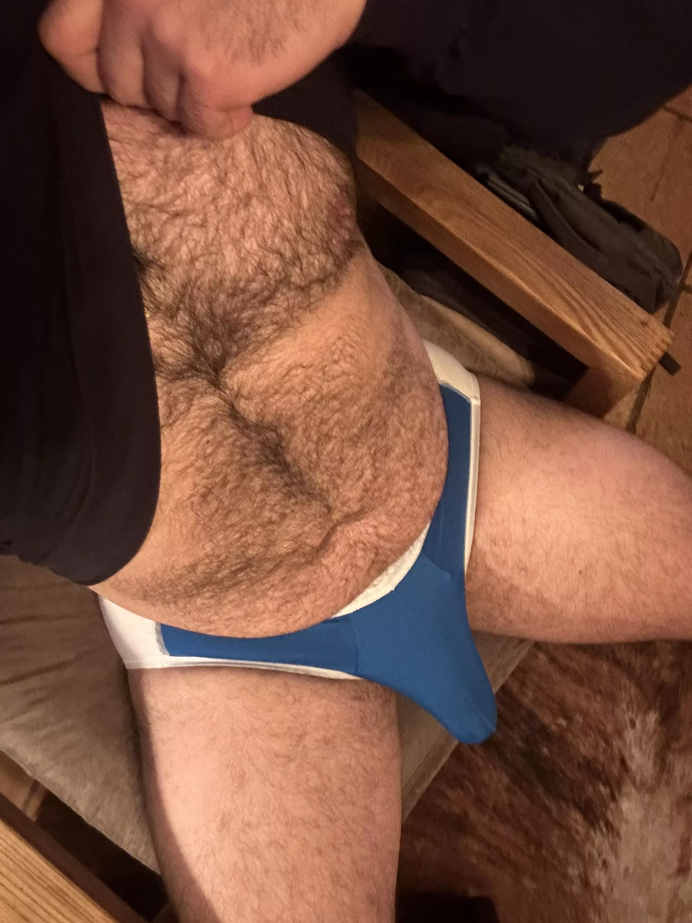 Bulging in the new Speedo posted by TheFuzzyBubs