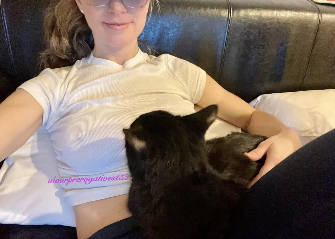 Catching some tv time and cuddles posted by ourprerogatives152