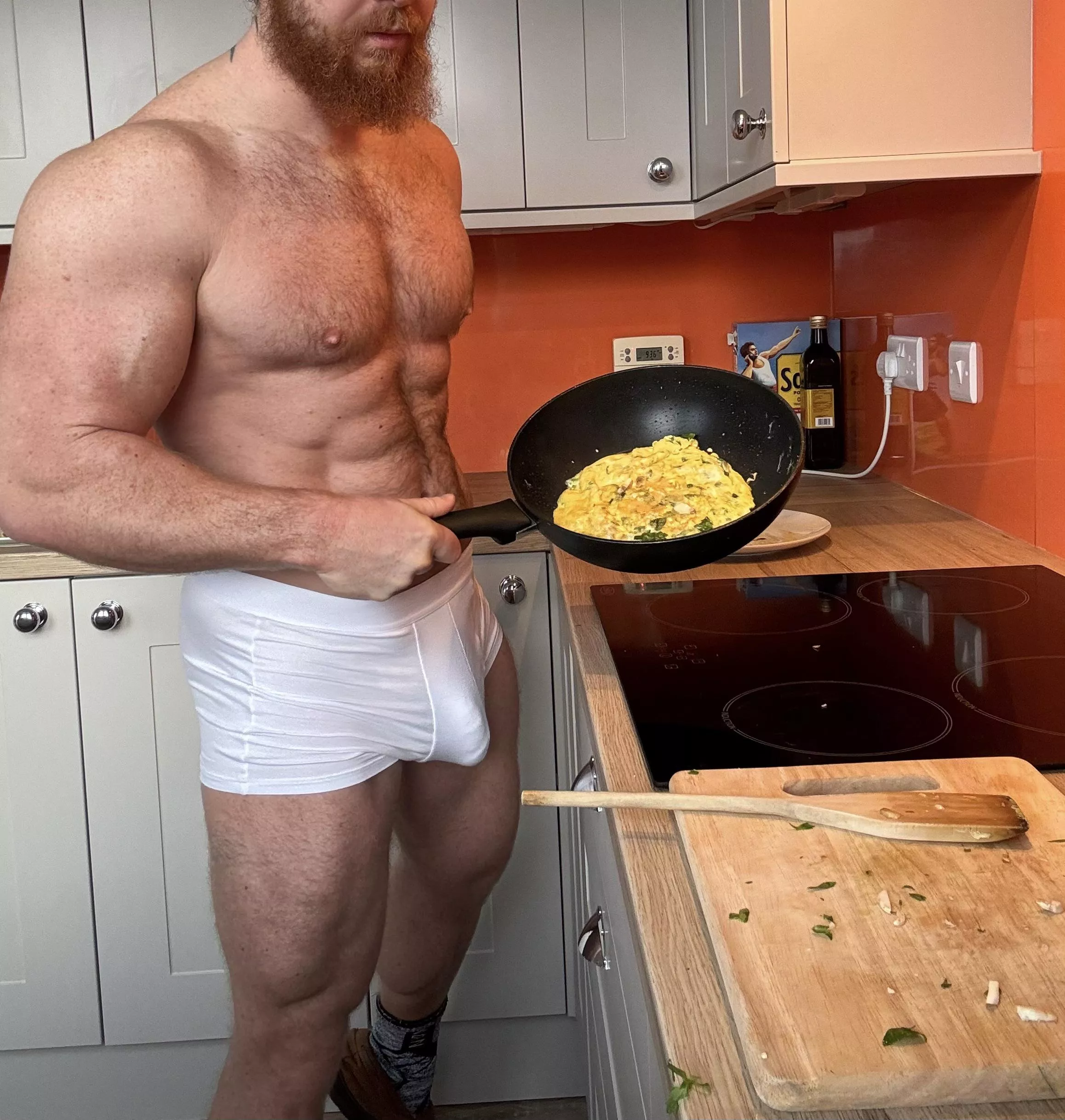 Daddy is making breakfast before the gym, wanna help me finish this off? posted by Bearded_alpha1
