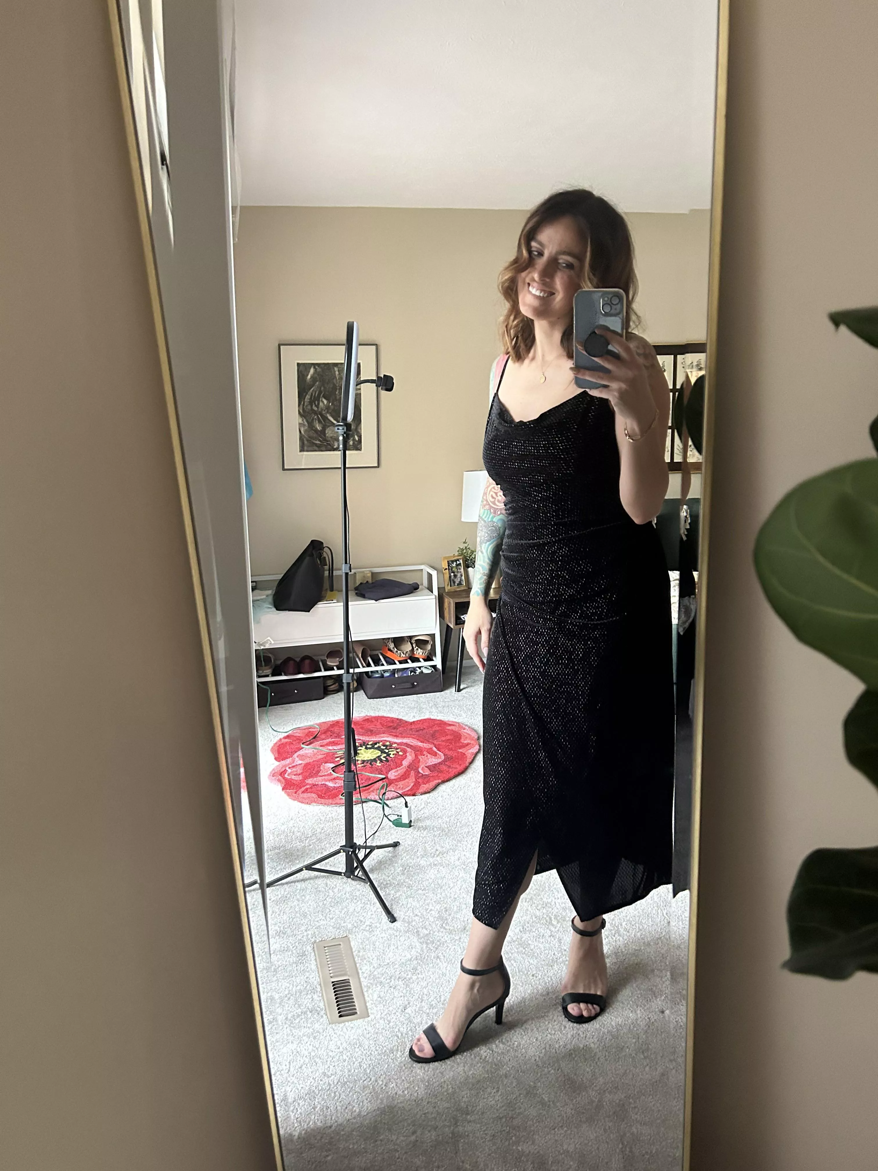 Do you like my high heels? [f] posted by Tay-Rae773