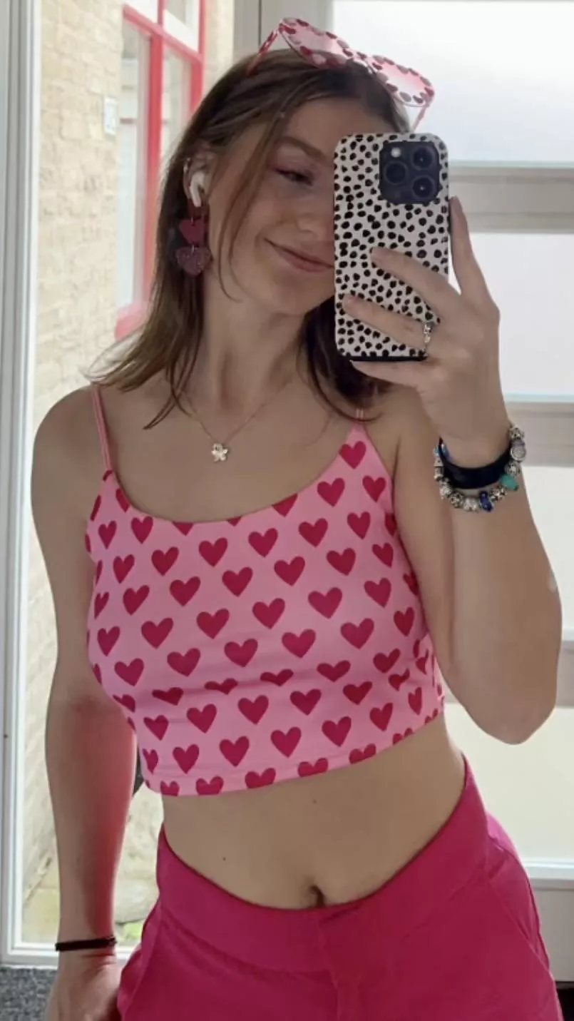 Do you like pink 💕 posted by sarahfromingen