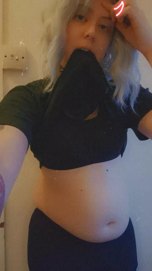 first face reveal! considering doing stuffing video calls or live content, dm if interested ! by ChrysalisKiss