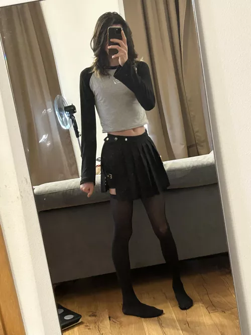 First post, please be nice. I was very nervous to post this owo by just_briar