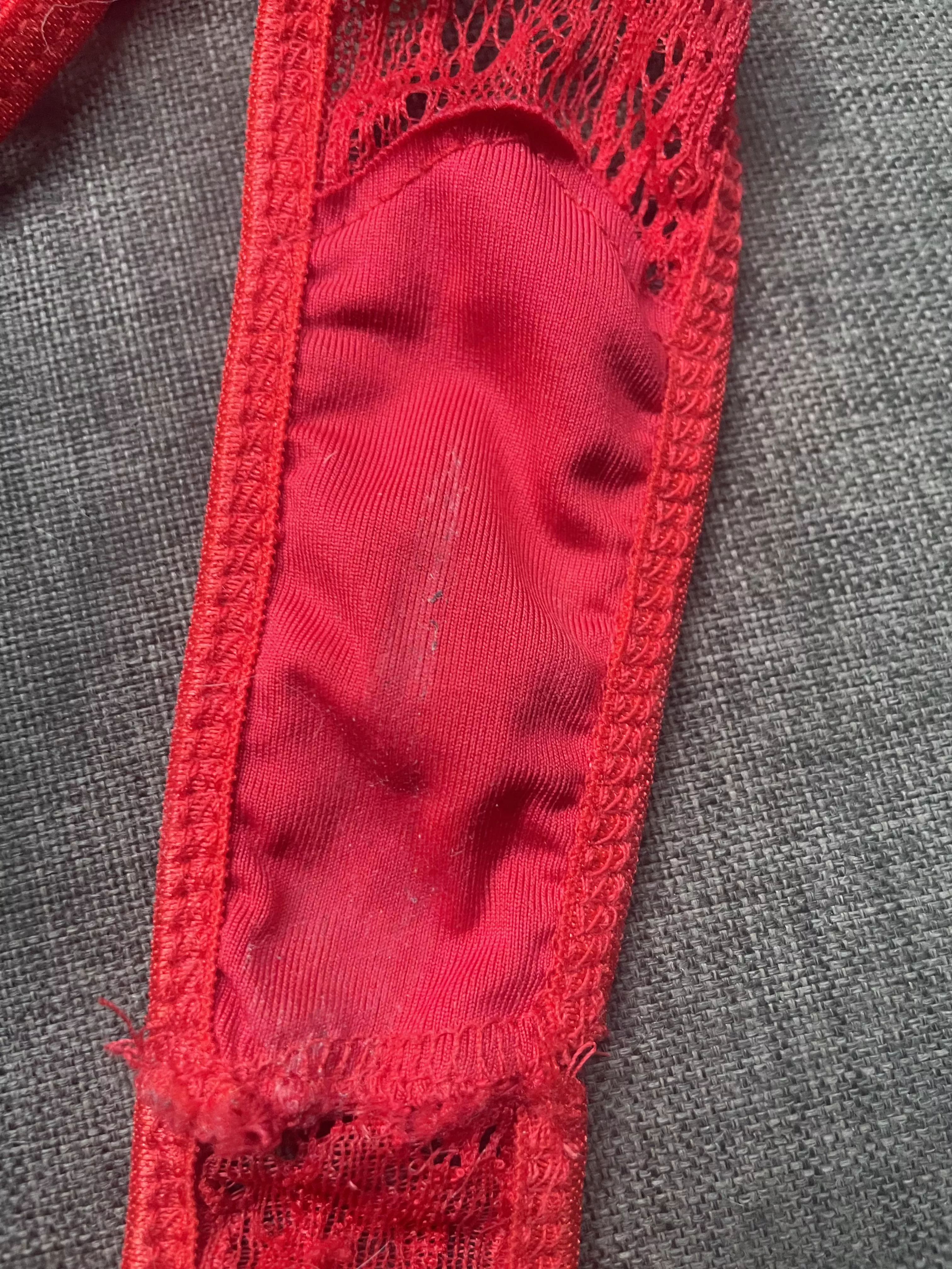 First time posting. F40 milf walking around wet all day posted by full_creamed