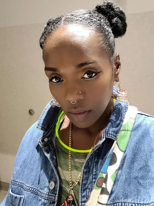 Fragile like a bomb 💣 by MysticalGemini33