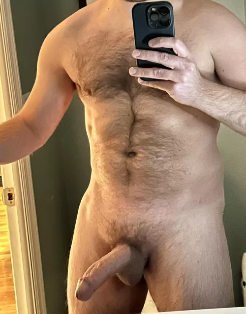 Getting ready to hit the gym [37] by pburghd