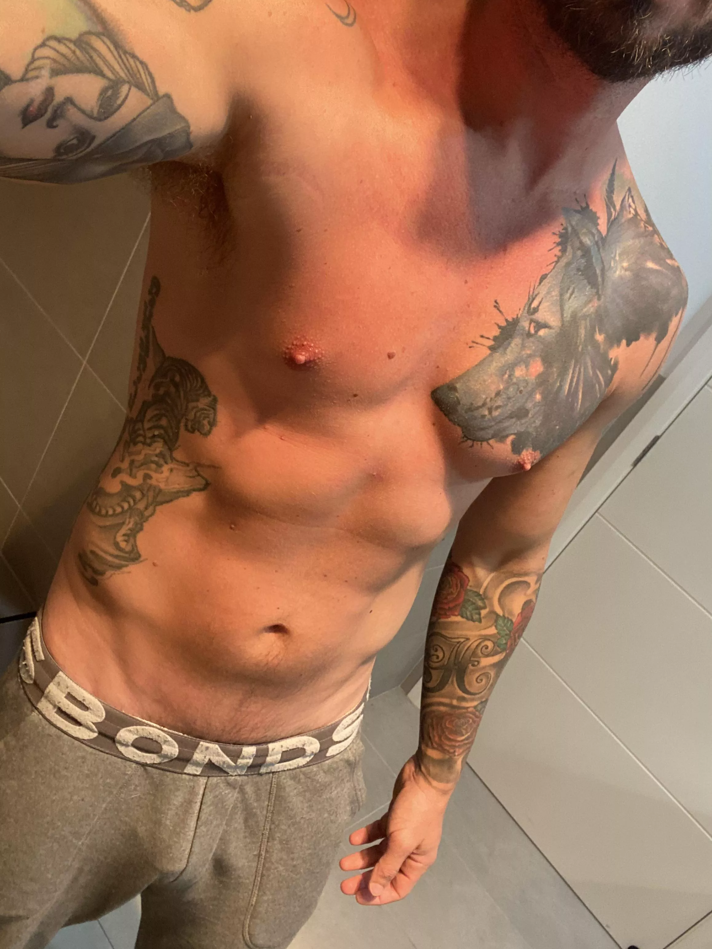 Gym before shift. Whose joining me? 💪 posted by CurrentSilver2142