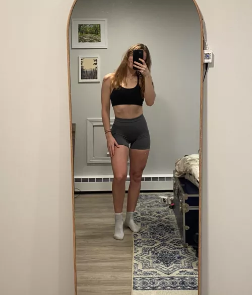 Gym time 😉😊 [f] by hornyhamburglar