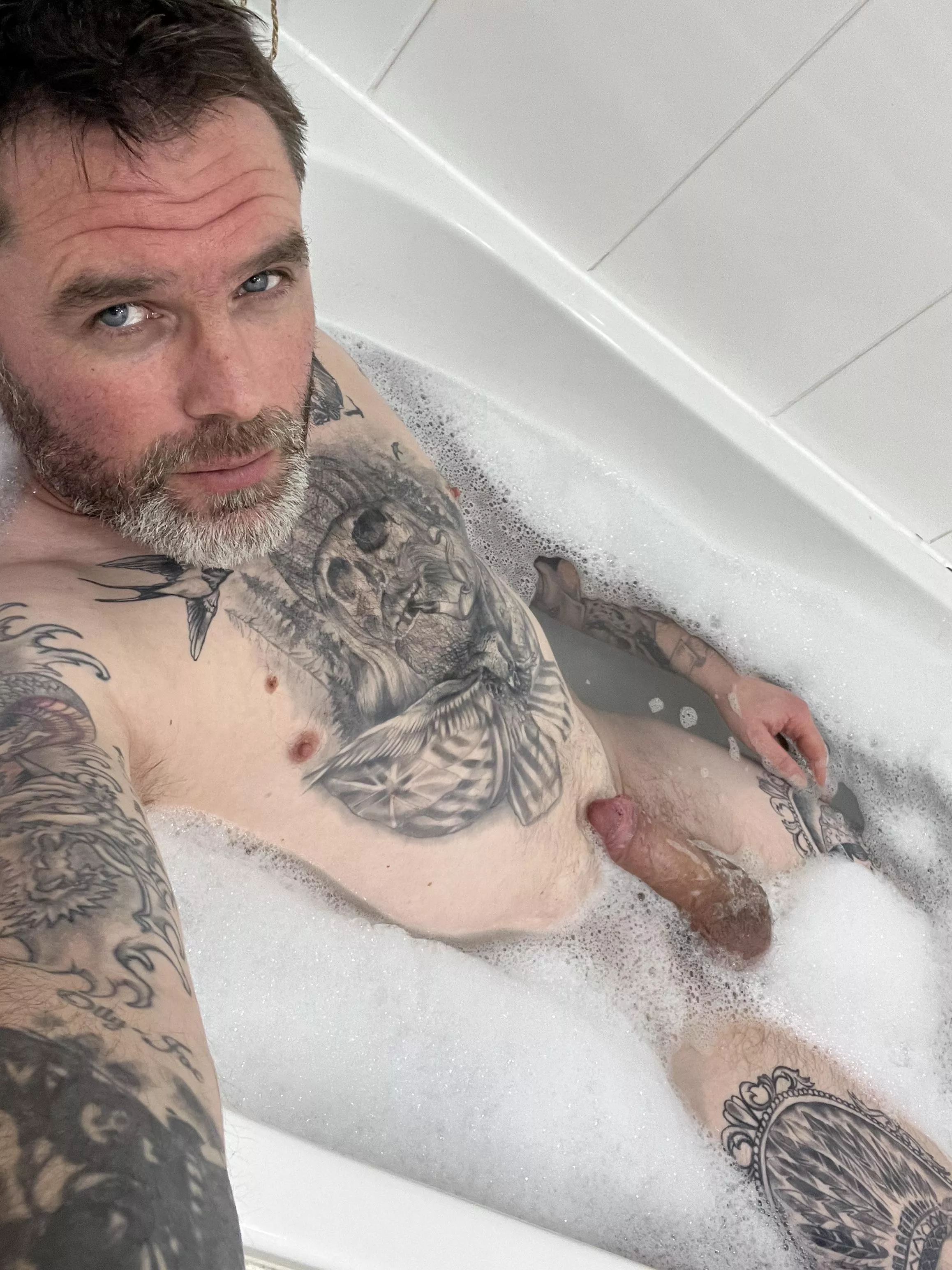 Having a nice soak posted by Effective-Voice5902