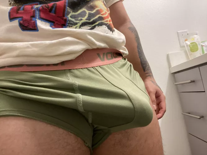 Hey new here 😈 by Zjose040