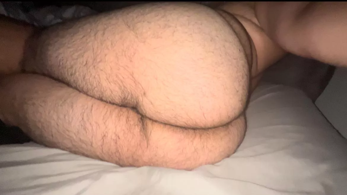 hey there posted by [deleted]