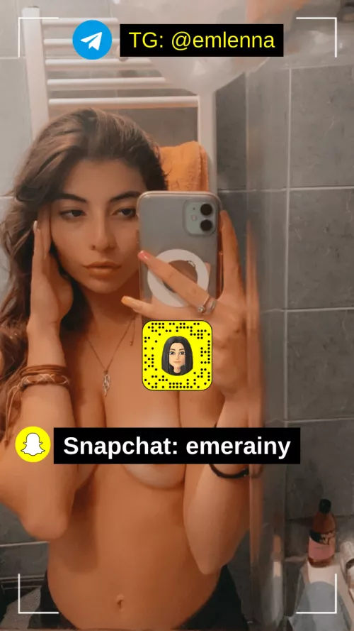 Hi doing nail fetish vids for good price by StandingChameleon