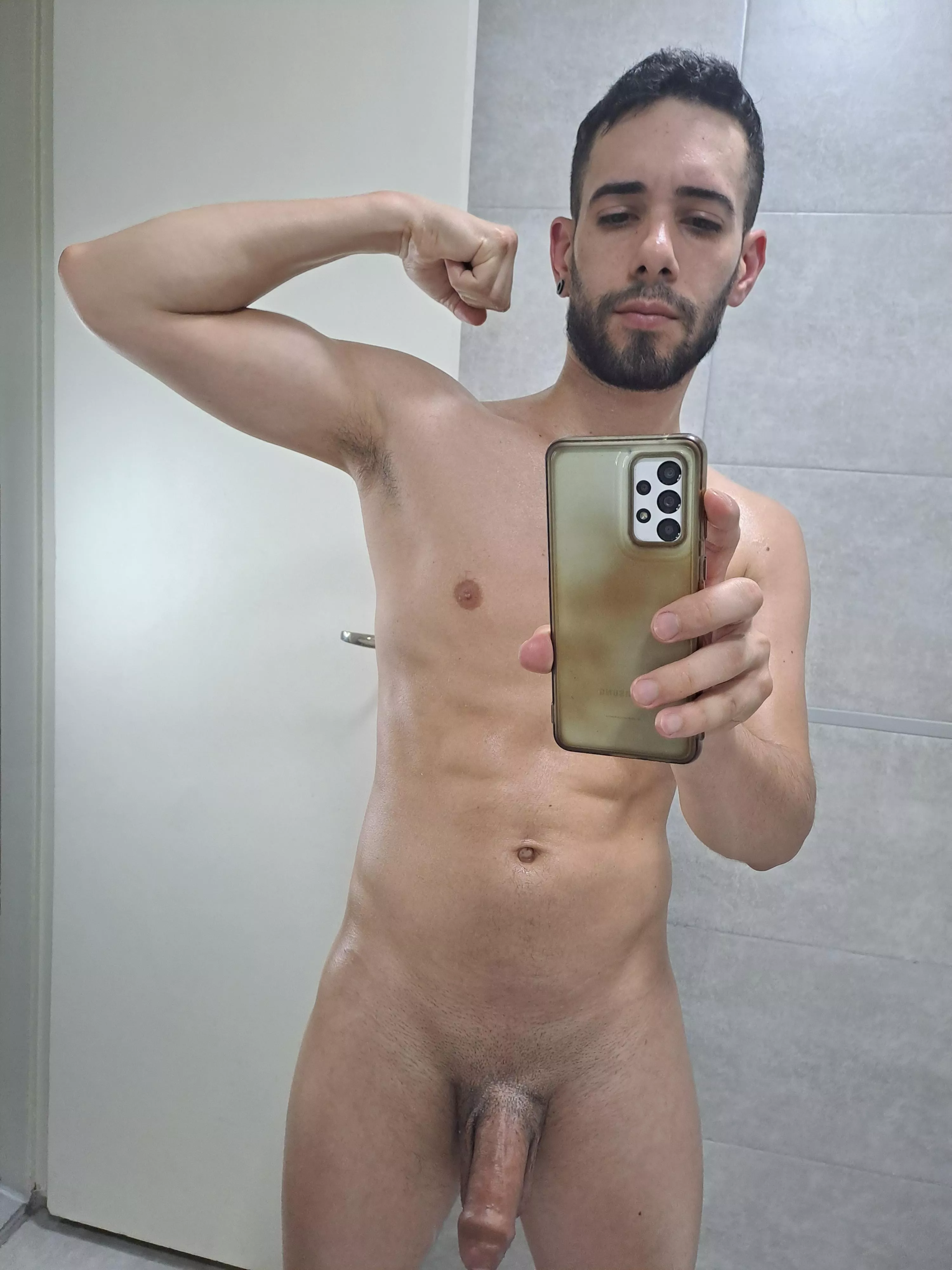 Hi friends posted by hotlittleboyx