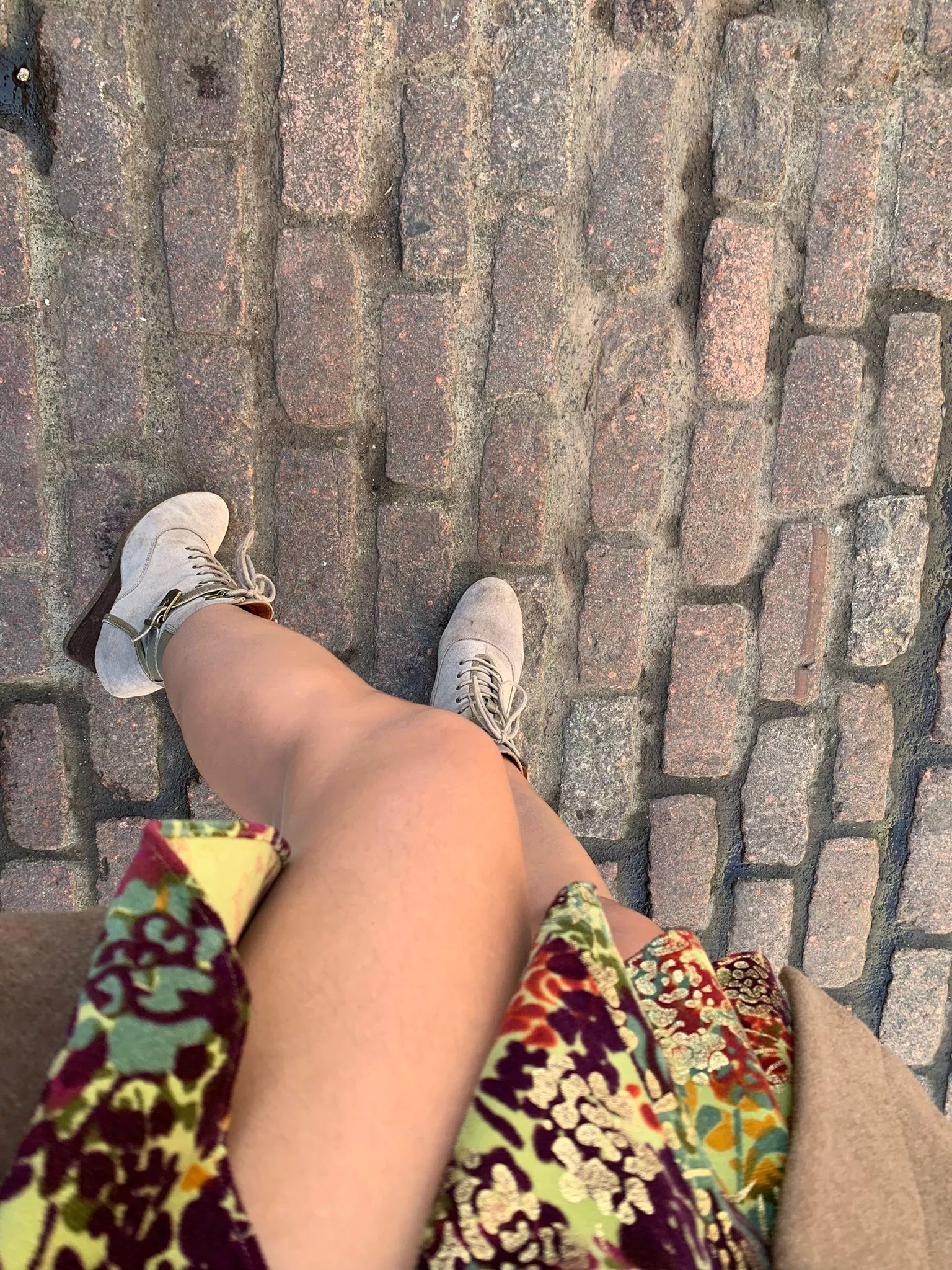 i love my suede platform boots in winter OC posted by MalinaWhispers