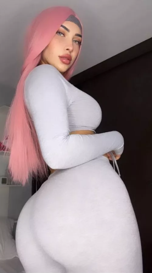 I want to know if your attracted to my body type by Naked_Feetx