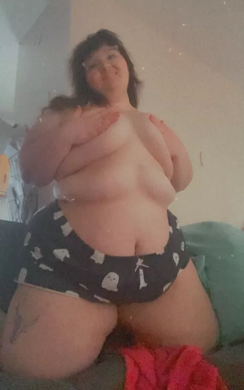 I’d look better with you under me 💗 by Baby-Pup