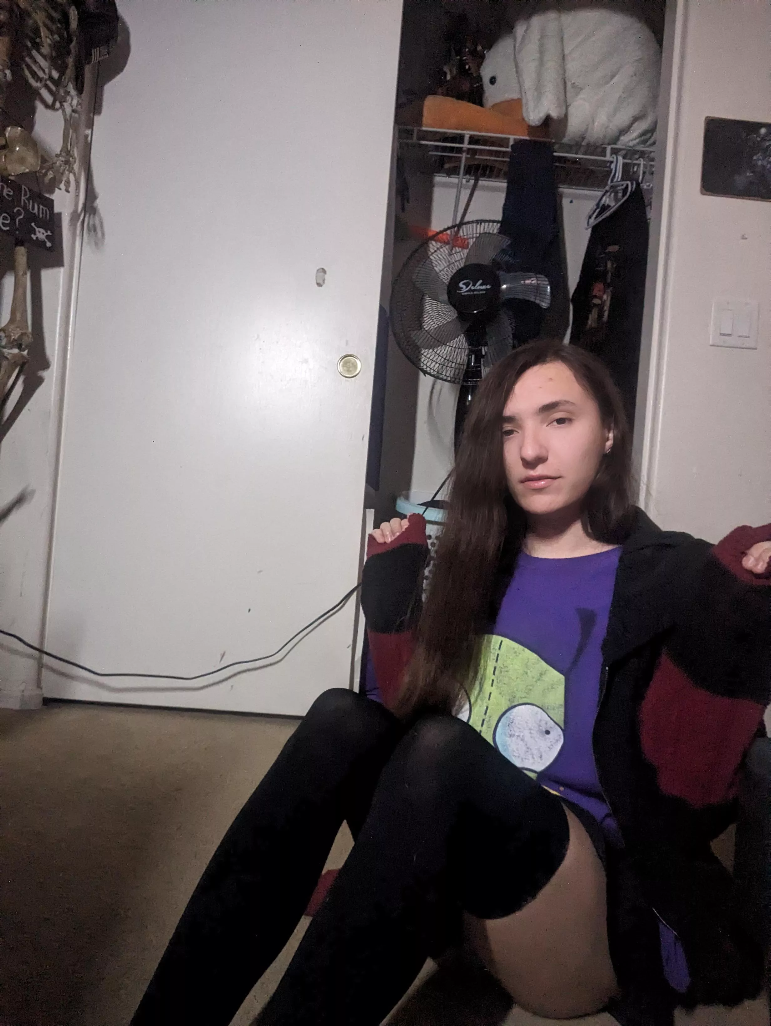 Just curiosity, how many of you can actually show me (as in pictures) how you would keep me? posted by RennocInsanity