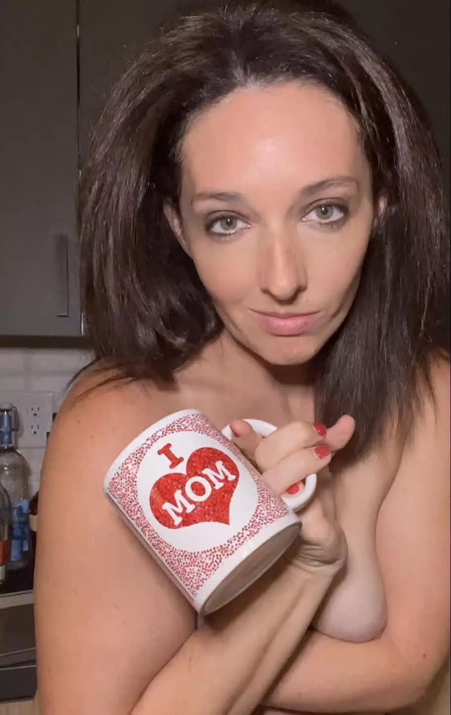 Just your average mom next door… posted by avafieryy