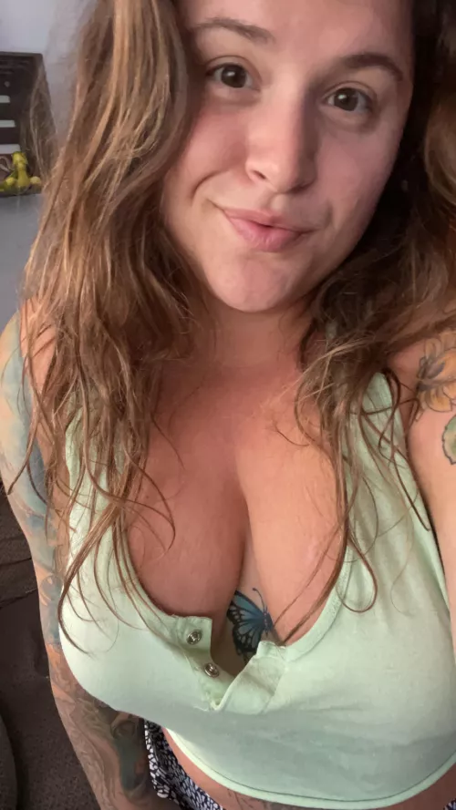 keep this tatted bbw in your dreams tonight! by handful_heather420