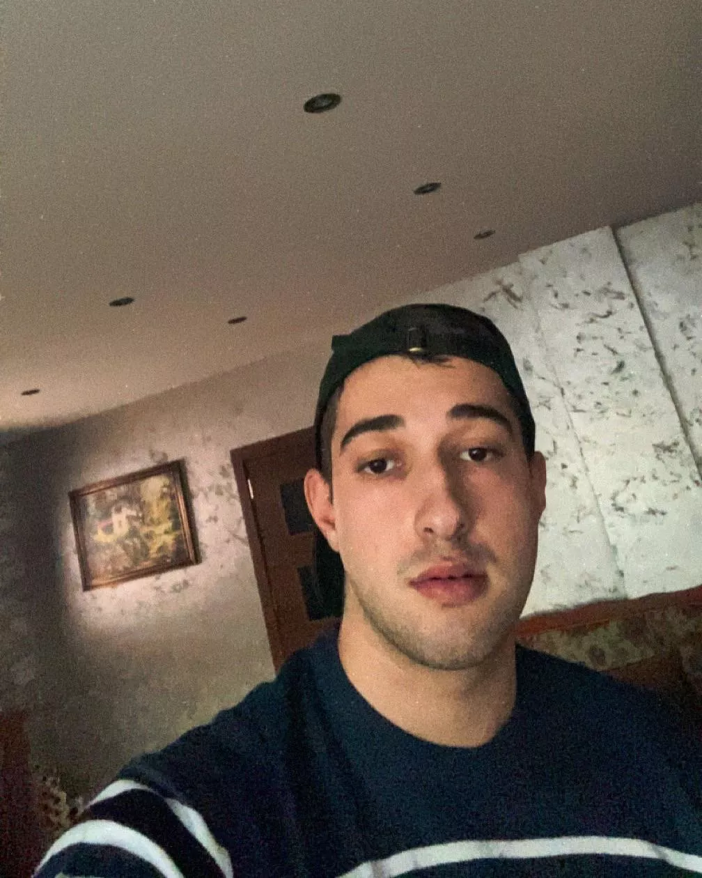 Lazy January mood ❄️ posted by Falkenstern