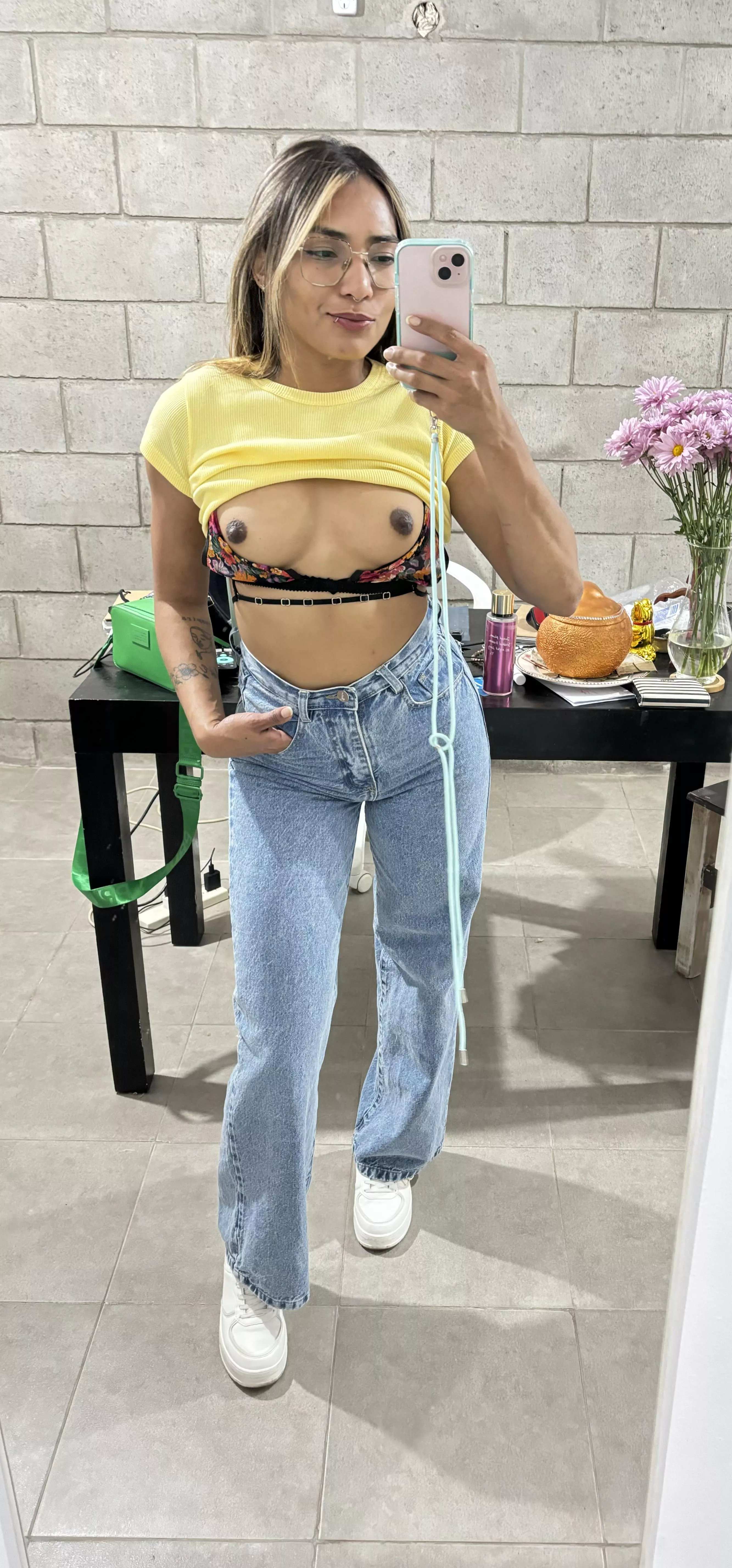 My first post here posted by missbolivar