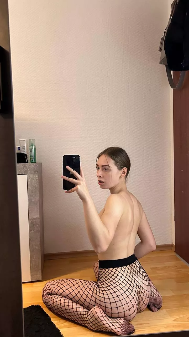 My fishnets make me look so gorgeous posted by lunar_unicorn