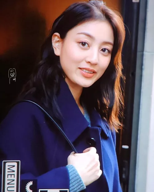 Park Ji-hyo by BusyFlower9