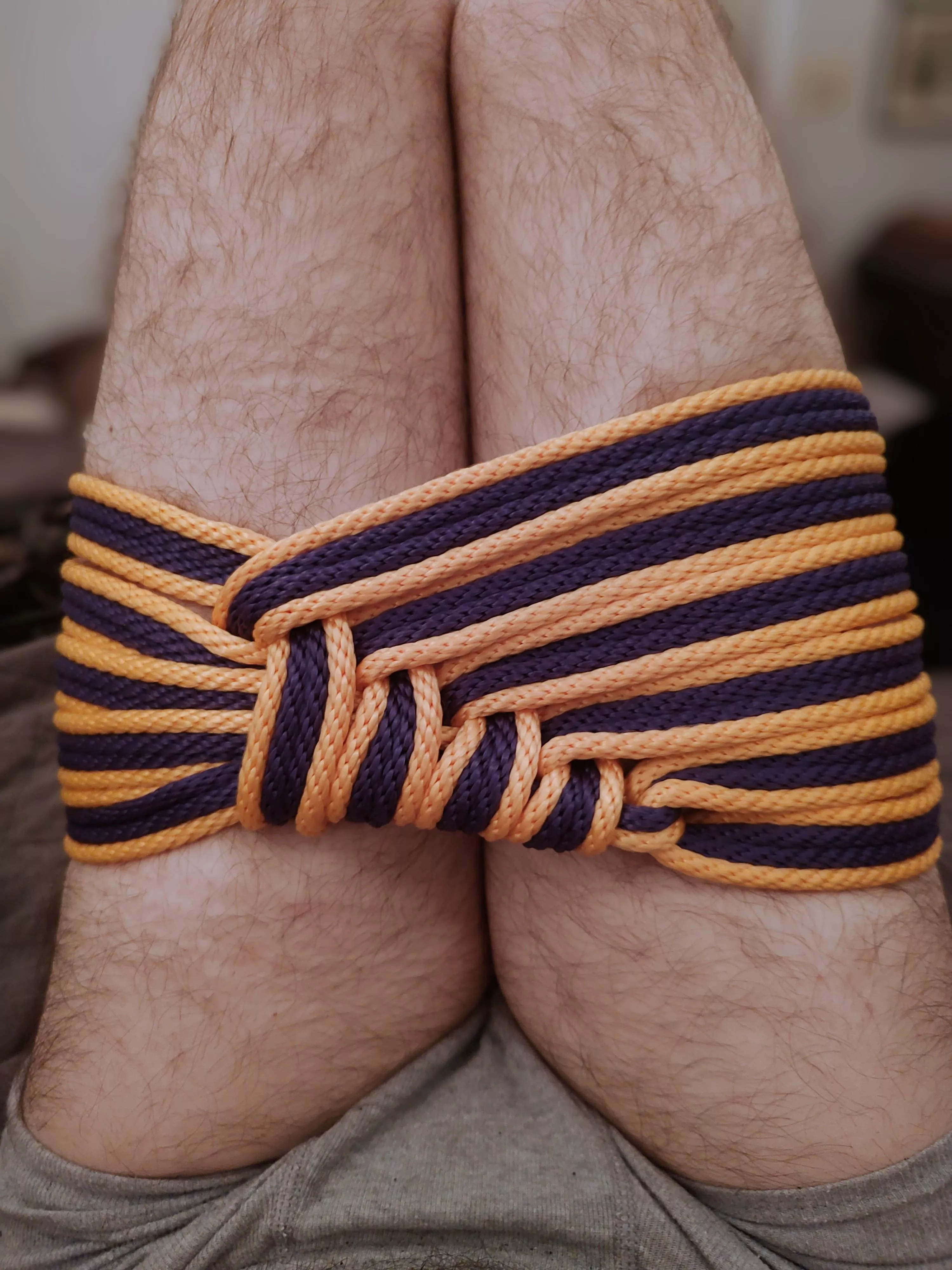 Quick little freestyle tie for Friday night posted by GroovyRaven92