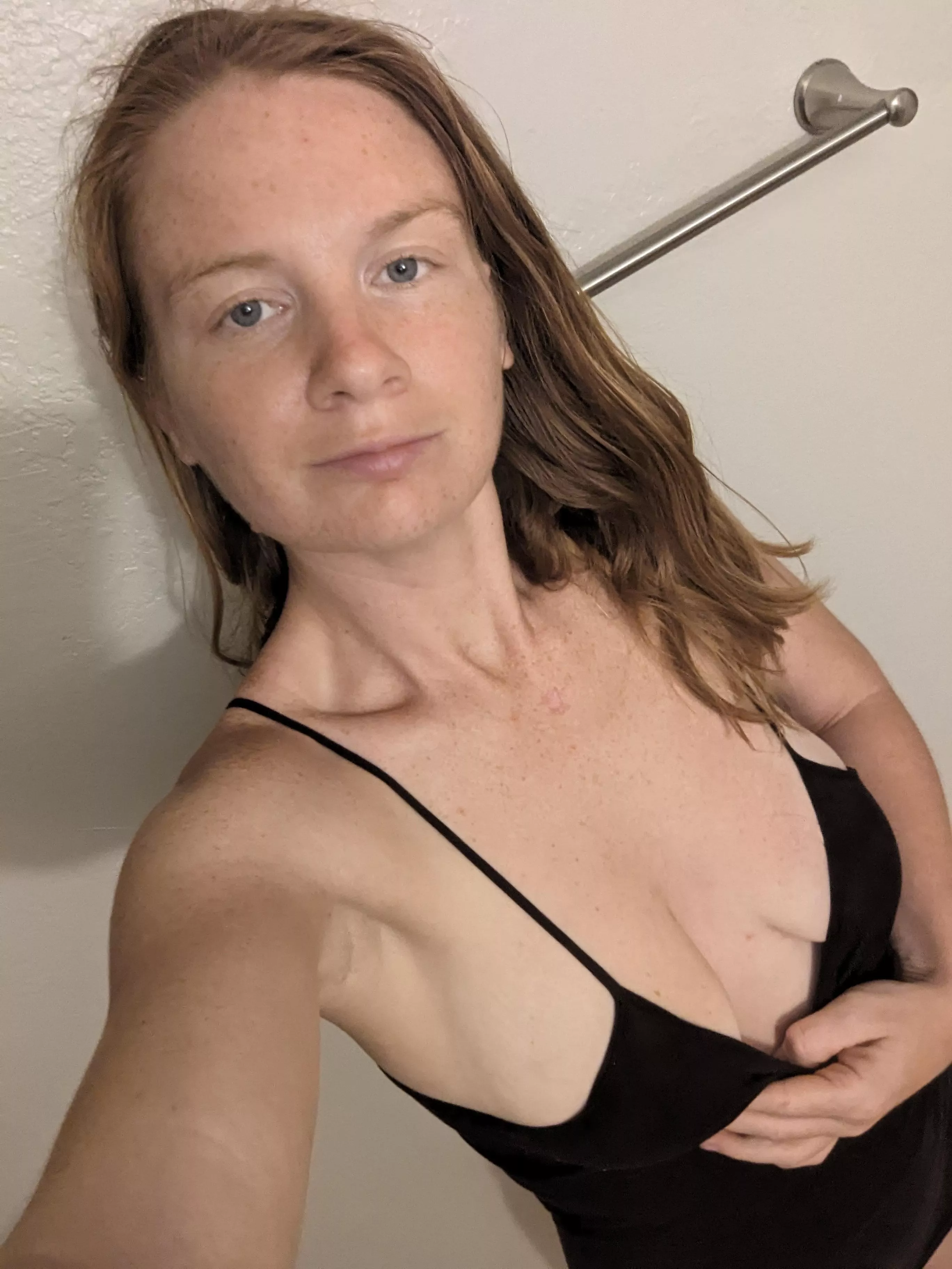 Ravishing Redhead Rendezvous❤️ [F27] posted by Redlilyrose