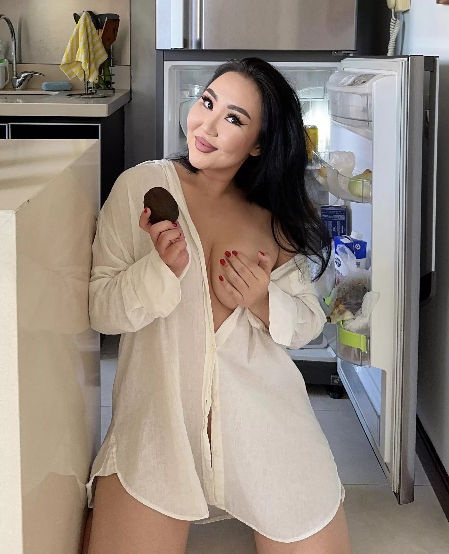 Say yes if you want to be my boyfriend posted by Visible_Cold7473