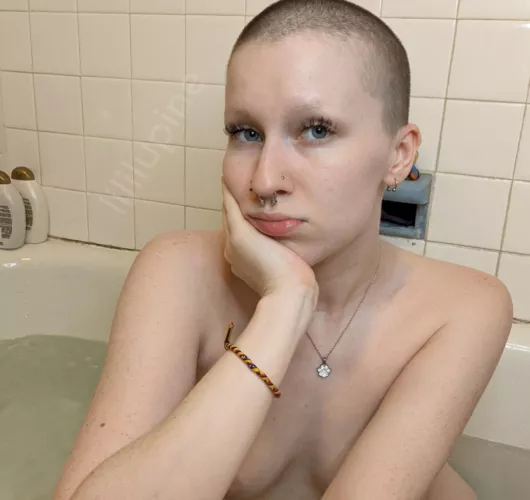 short enough? by lililupine