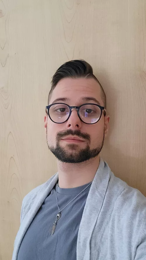 Sometimes you just wanna be told you're beautiful. by Present_Leg_4597