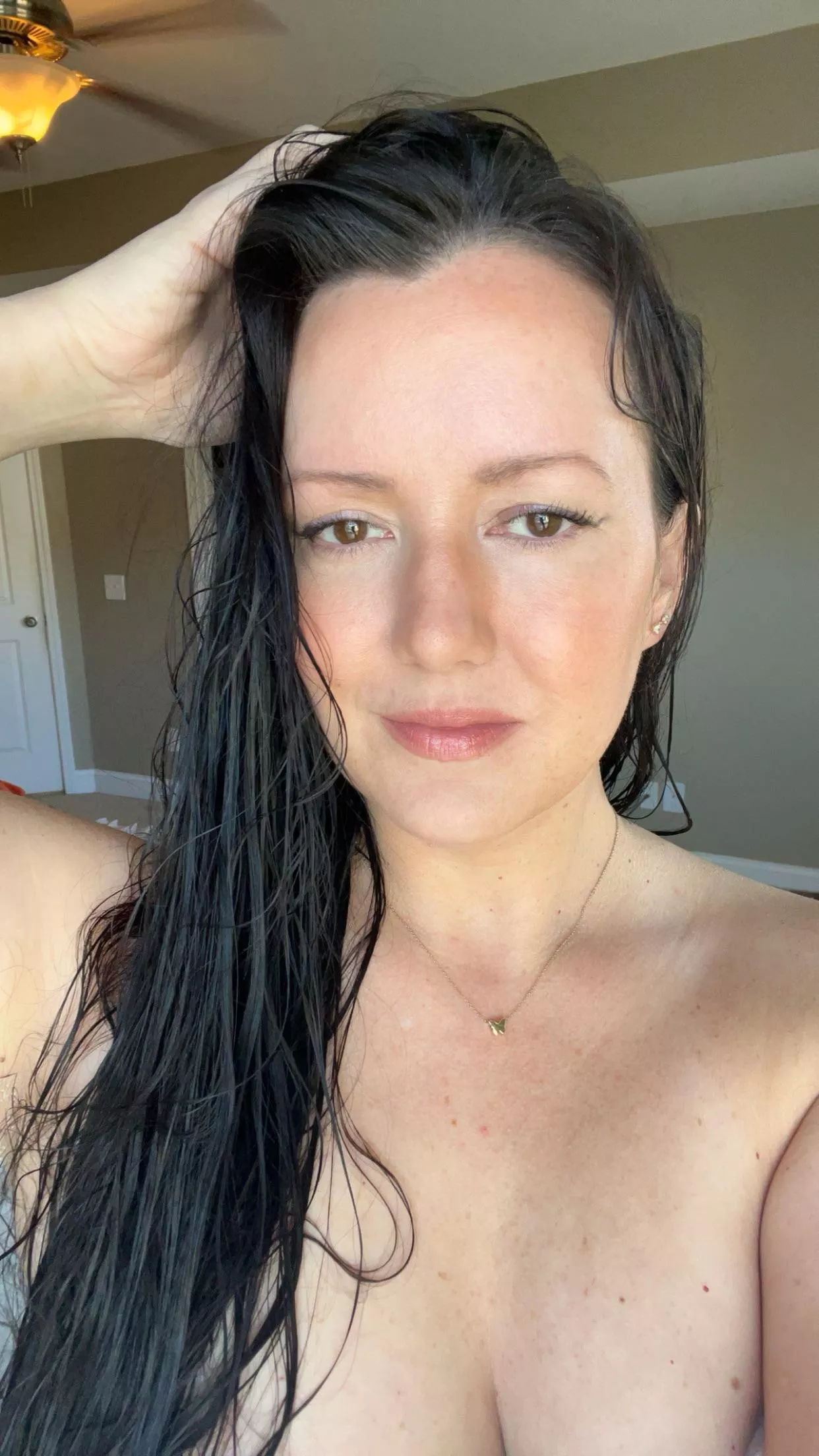 Take a hot shower with this milf (f41) posted by Swift_jennis8