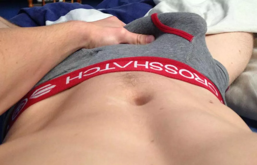 Teen bulge posted by Serious_Bee89