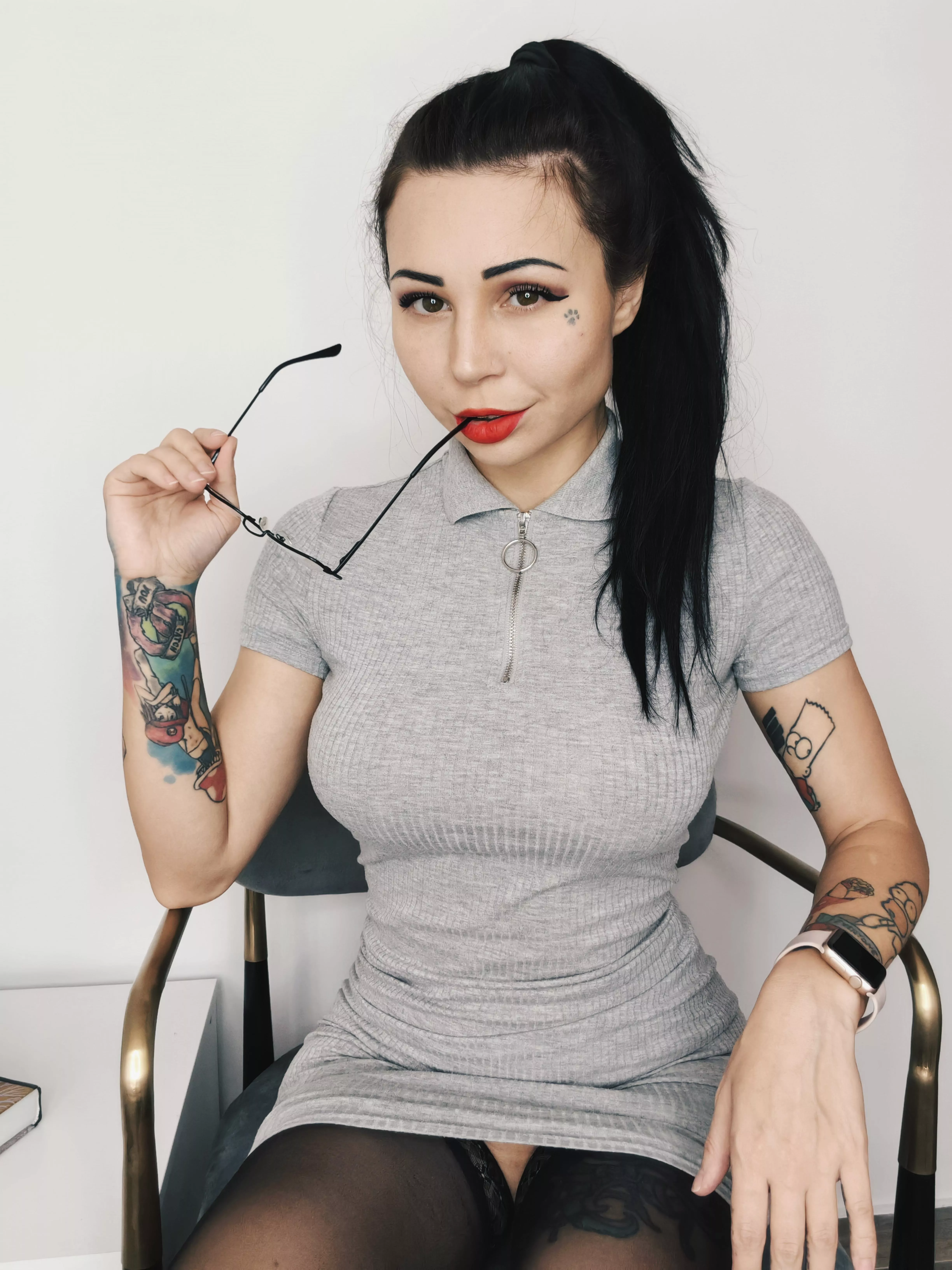 Waiting for my boss posted by XenaLucky