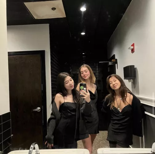 what’s ur answer? by Competitive_Share749