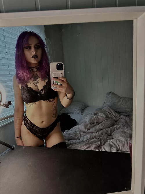 What’s your first reaction when I come in your room like this? by CondescendingAlice5