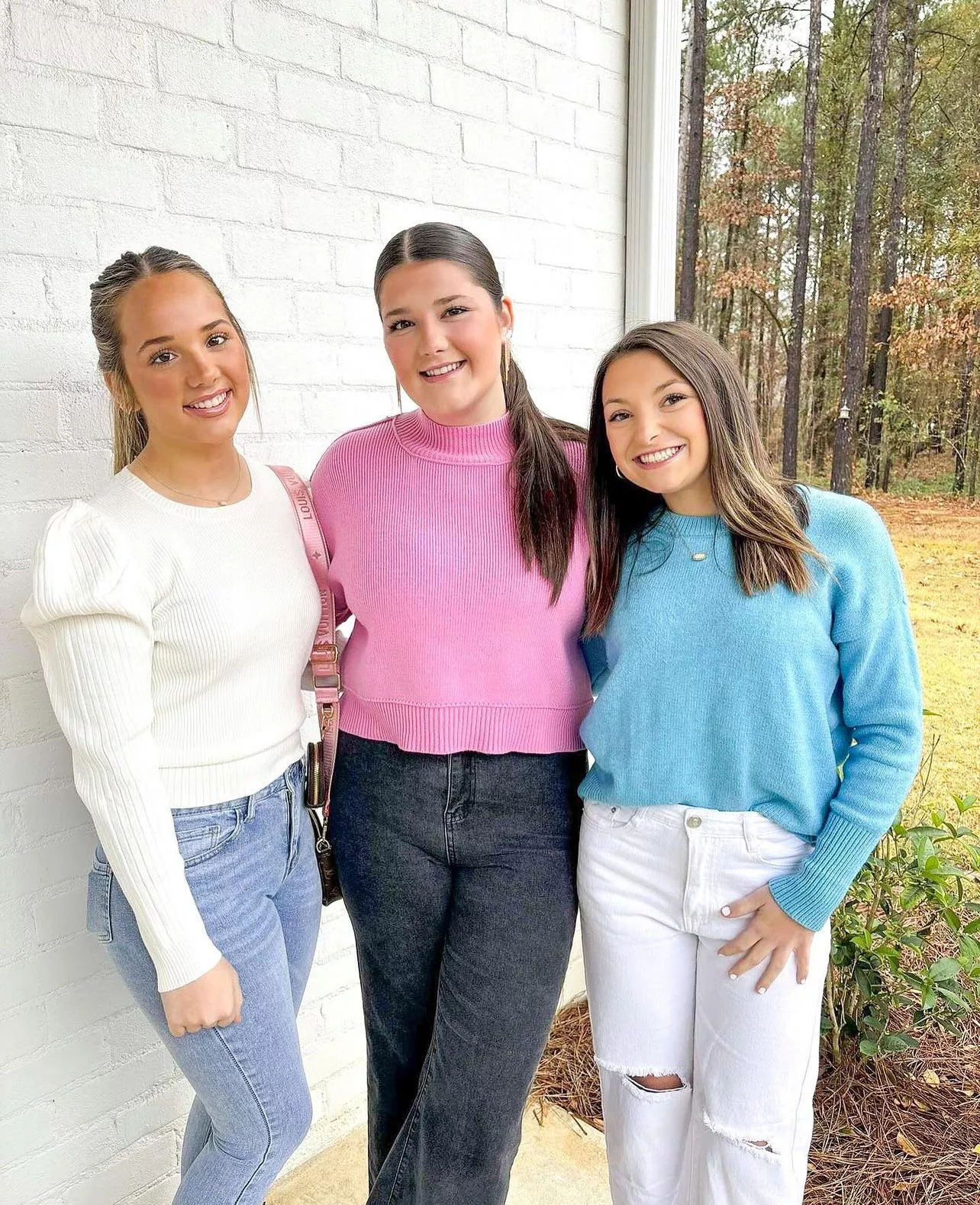 White pink blue posted by BingB0ngBoi