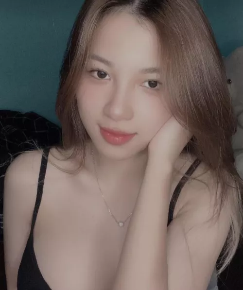 who know girl name? by ElectricalCustomer83