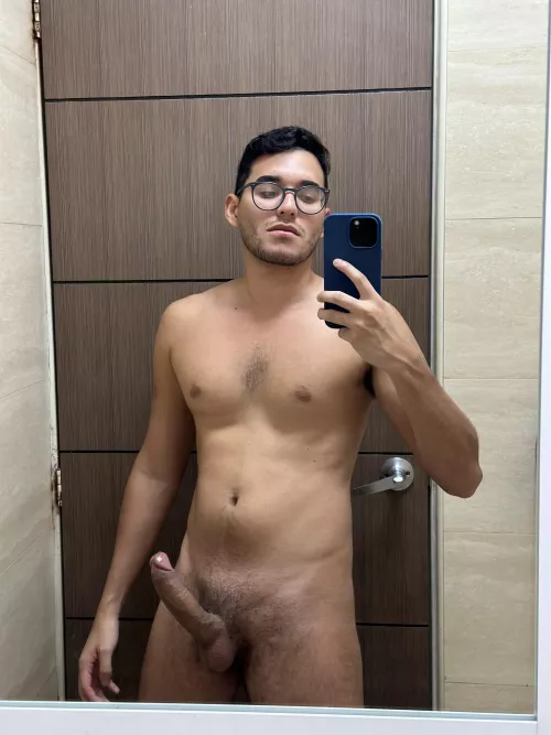 Who wants a big cock right now? by yag_777