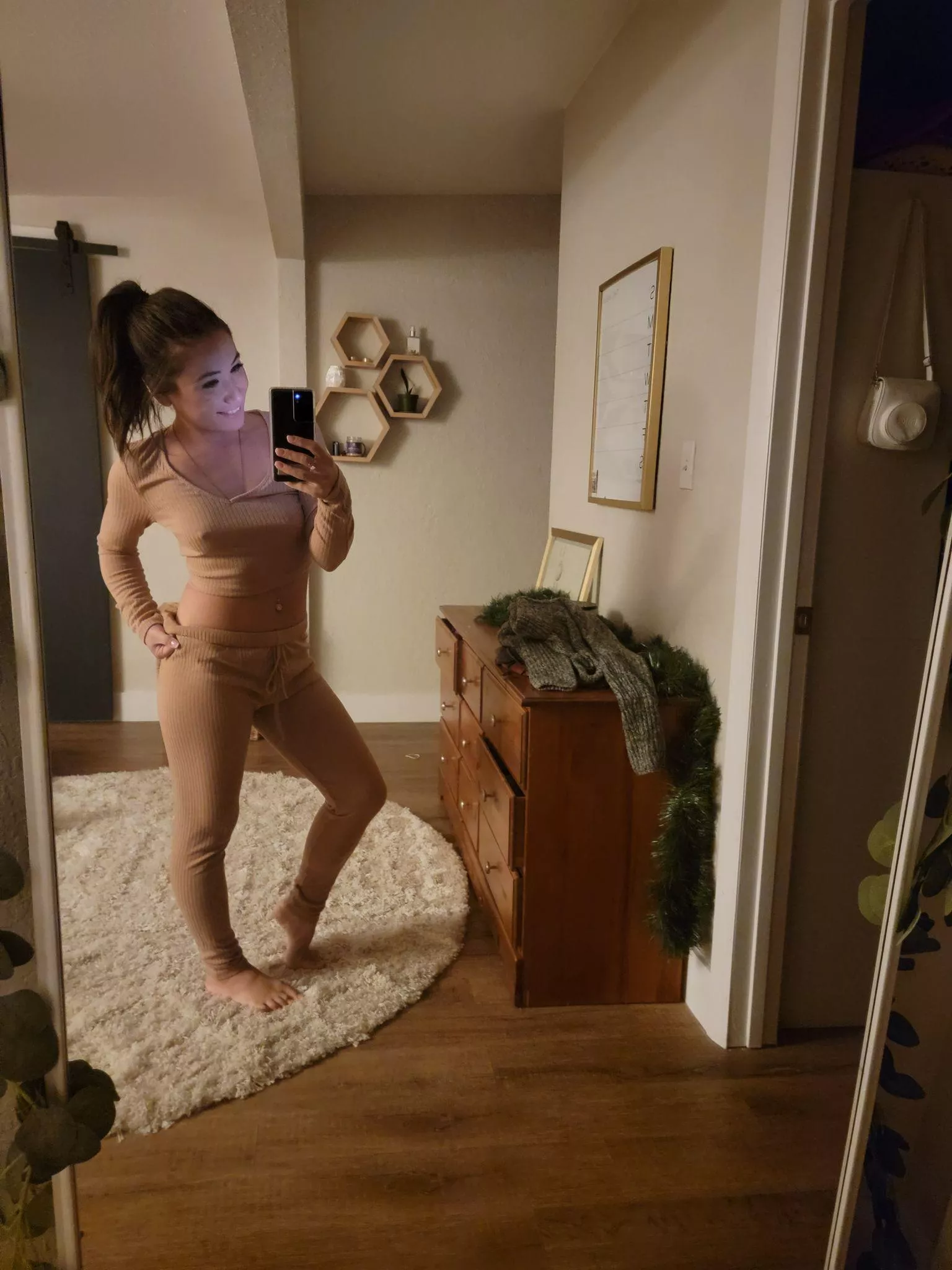 Who's up for a movie night with me 😘 posted by nikkidavisxo