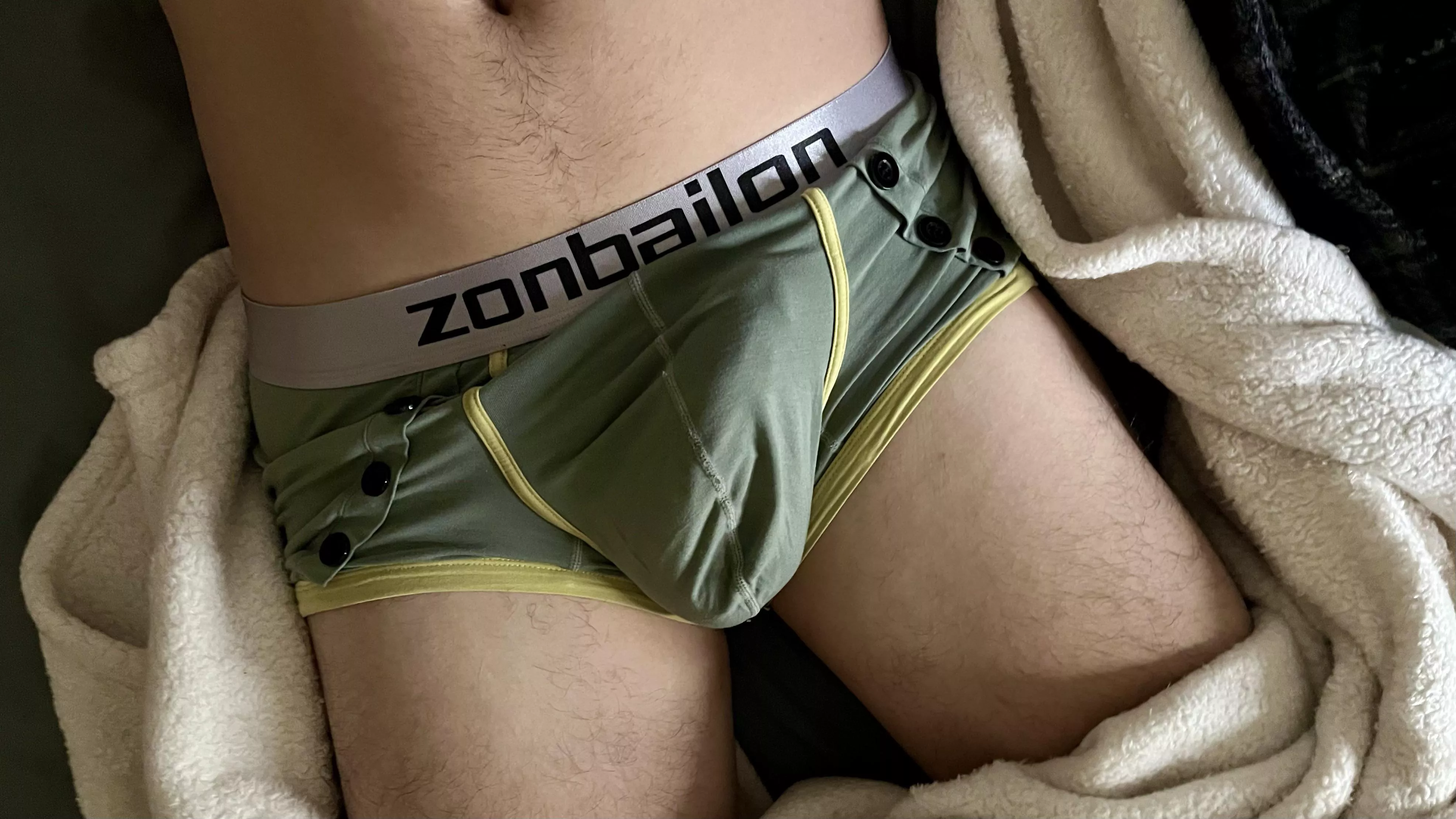 Woke up on the right side of the bed posted by home_alone0