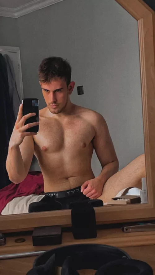 Would you invite me in your home tonight? by AlejaRose03