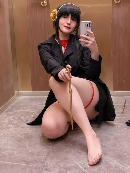 Yor Forger [Spy x Family] (Neyrodesu) by Neyrodesu