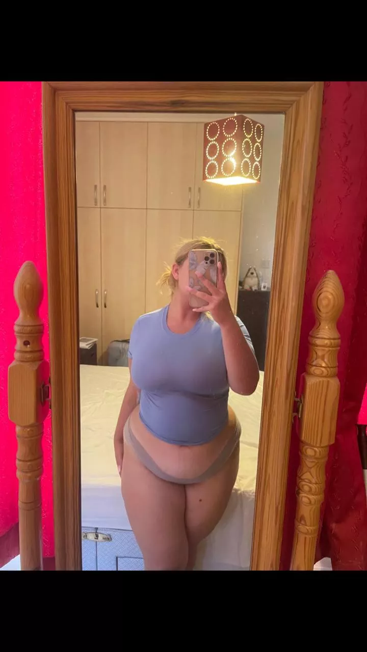 You guys like thick girls? posted by hellishlistene